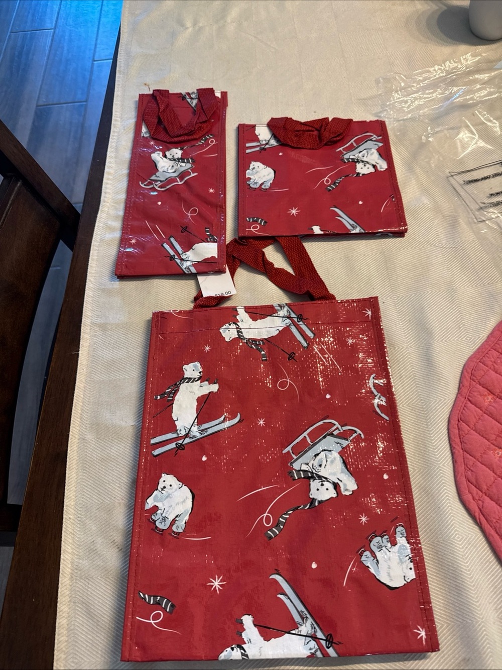 Red Polar Bear Ski Print Reusable Tote Bag Set